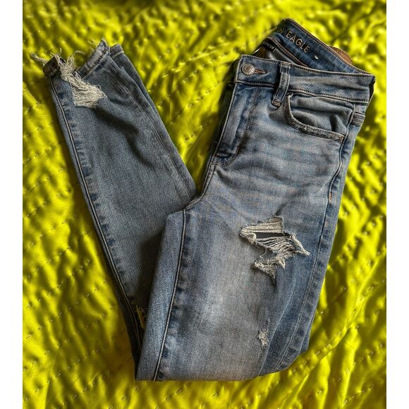AE Real Good Upcycled Ne(x)t Level Ripped High Waisted Jegging Size 4 Short EUC - Picture 4 of 6